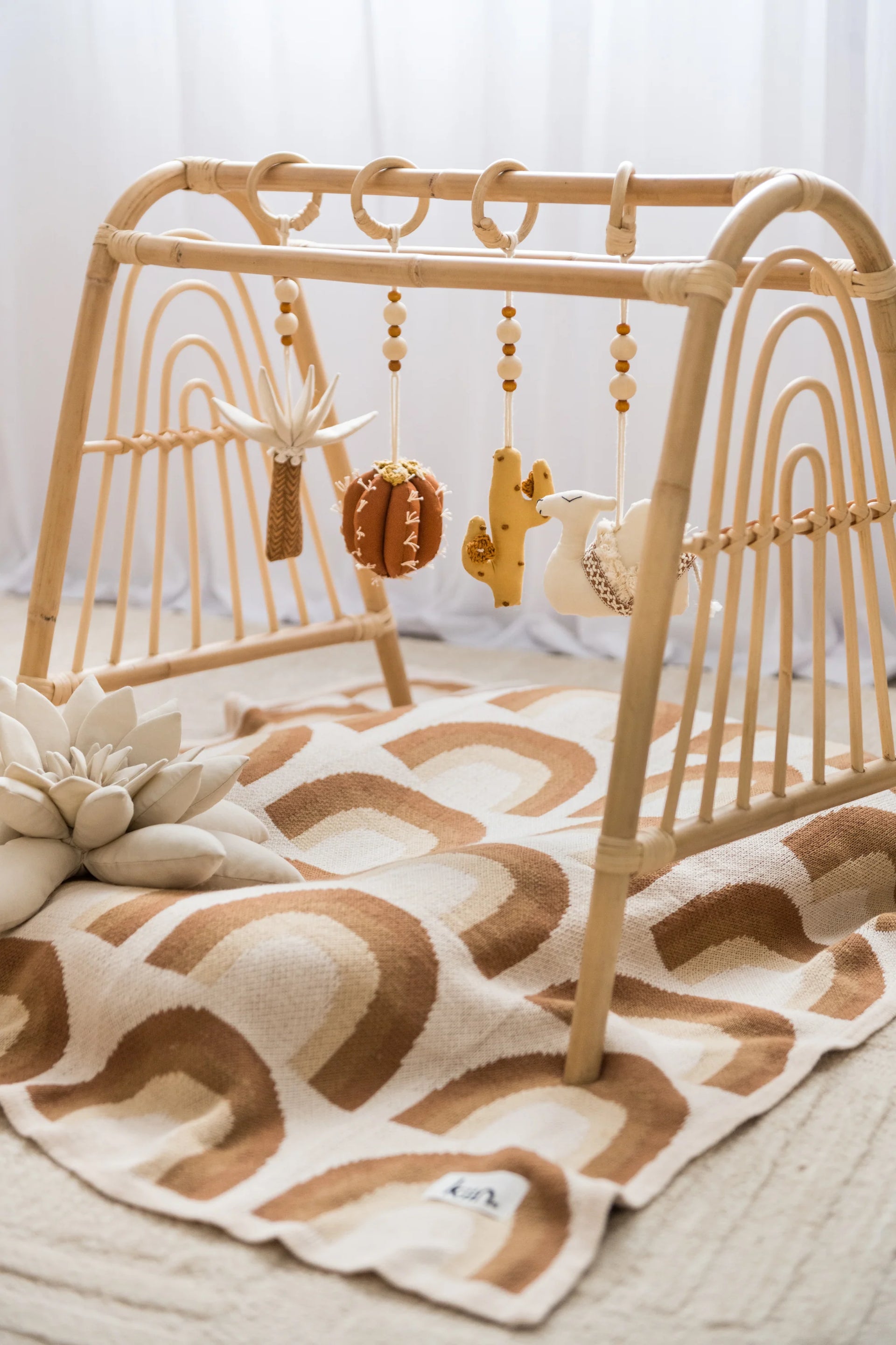 Sunshine Baby Rattan Playgym